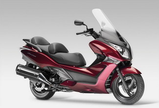 EICMA-2008: Новый Honda Silver Wing SW-T 400